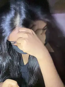umairahaasan_1 élő XXX-chatje