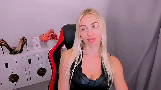 دردشة MargaritaRose الجنسية المباشرة