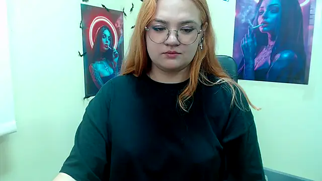 RinaRiii Chat XXX in diretta