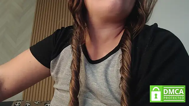 XXX chat uživo modela mollywayne