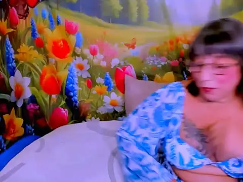 indianroxy live XXX chat