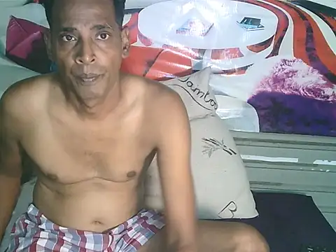 IndianHunk01 Show Webcam