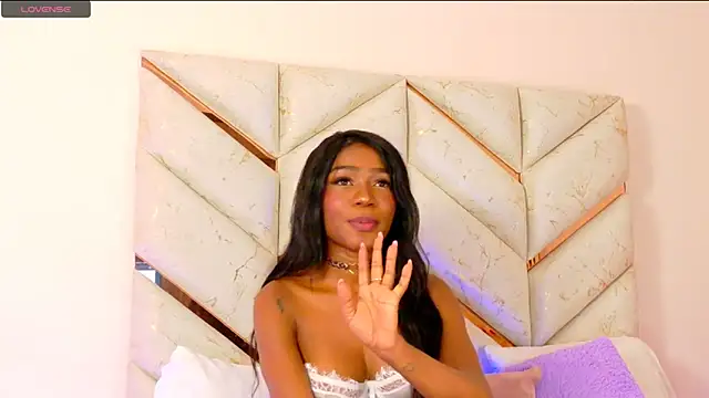 AlanaDoll's Live XXX Chat