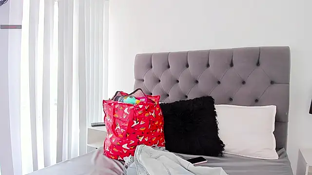 VictoriaParkeer Live XXX Chat