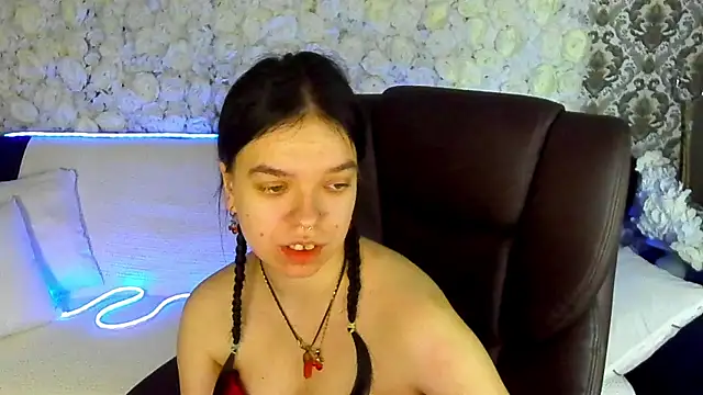 KatrinPearlsss Live XXX Chat