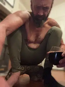 Dingoboy1971 Live XXX-Chat