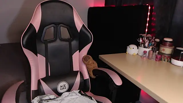 Theprojectsaraa Chat XXX live