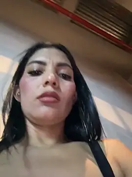 AlisSon__hot – Live XXX-chat