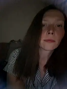 MillaSmileX Show in webcam