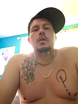 kdaddyj Show in webcam