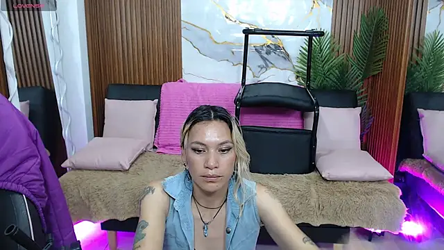 alonddra_tay's Live XXX Chat