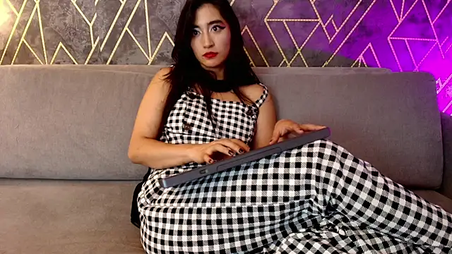 Chat XXX Live Tahara_Romanov