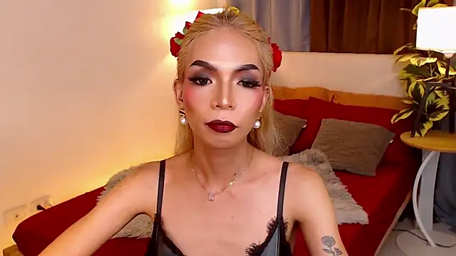 CelestinaMarquez0427's Live XXX Chat