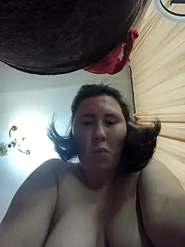 Chat XXX en directo de MiaKissy