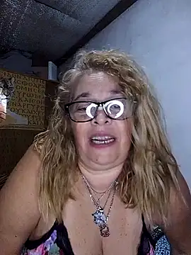 momismilf544 Chat XXX live