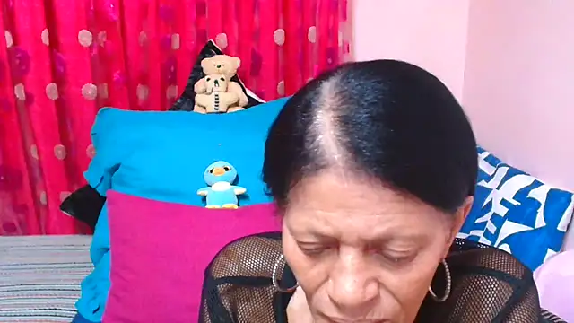 SLUTTYROXY's Webcam Show
