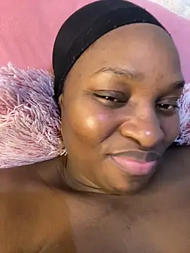 Blackpinkylips2025 élő XXX-chatje