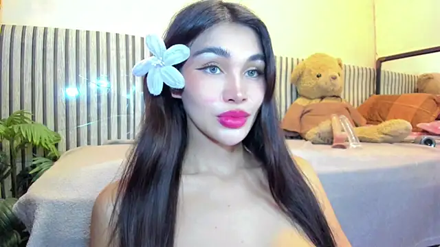 XXX chat uživo modela Ms_Monica