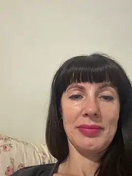 LadyLuxLover's Live XXX Chat