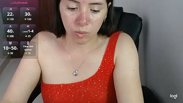 spicey_latina Chat XXX in diretta