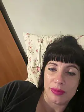 LadyLuxLover 现场XXX聊天
