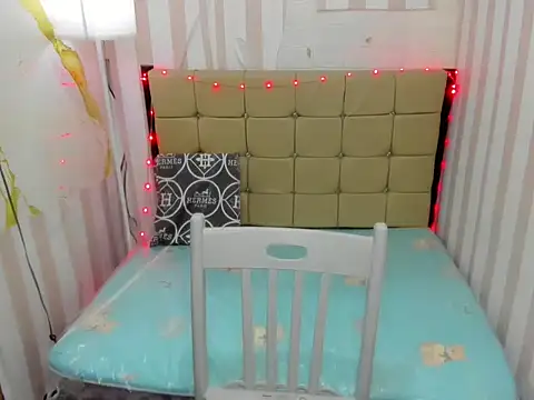 AsianHardCockTs Pertunjukan Webcam