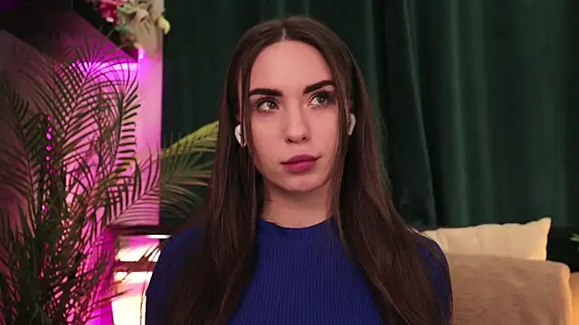 -BabyYoda Live XXX Chat