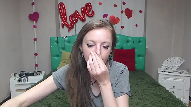 Chatroom XXX en direct de MeganPirs