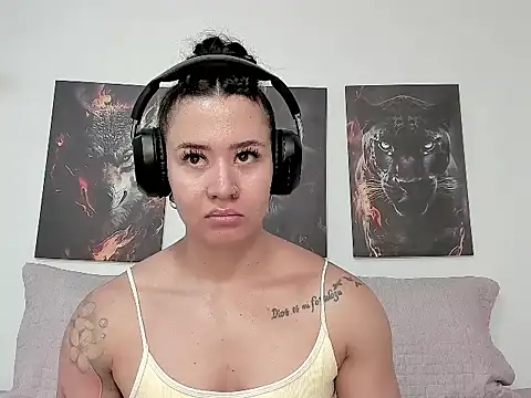 AngelMartinss' Live XXX Chat
