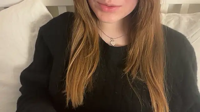 Lucyschickt – Naživo XXX chat