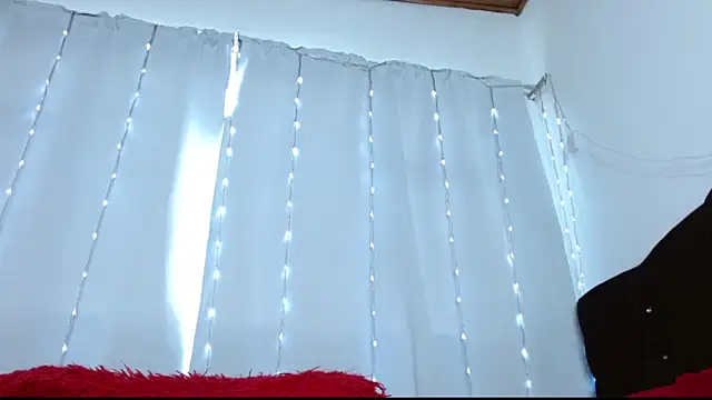 دردشة Charlothe_Wright الجنسية المباشرة