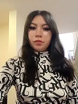 Chat +18 de Emiily__Evans ao vivo