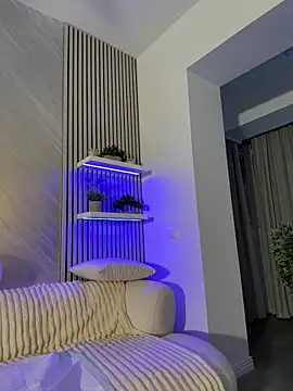 KirstieVegas webcam show