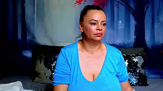 Онлайн чат XXX ElizabethEven