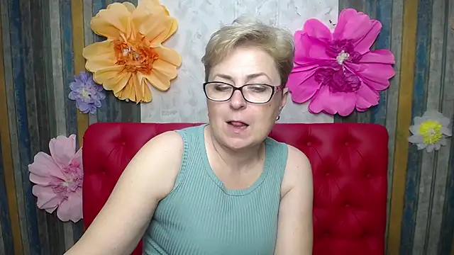 Chat XXX en directo de EmiliaGree