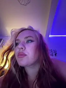 AnjaAmelia Adlı Modelin Canlı XXX Sohbeti