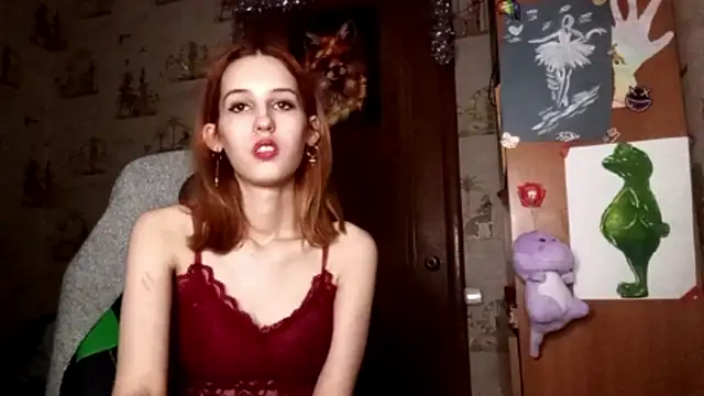 SirenFrost Live XXX Chat