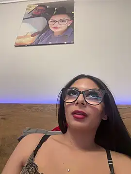 Chat XXX en directo de HiddendesireXO01
