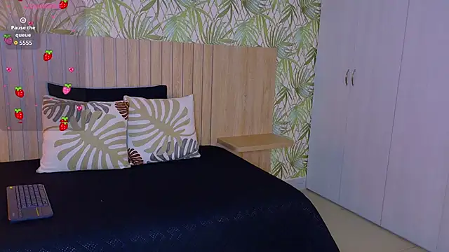 EmmaCollins01 élő XXX-chatje