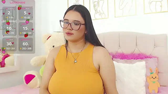 miss_linda_ Adlı Modelin Canlı XXX Sohbeti