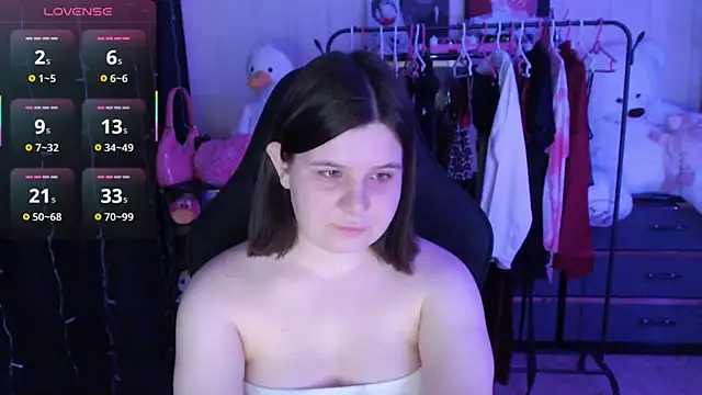 AmyVibess: онлайн-секс-чат