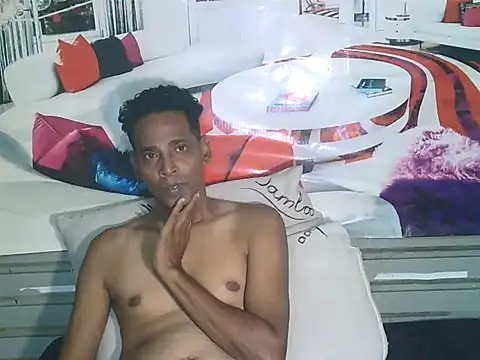 دردشة IndianHunk01 الجنسية المباشرة