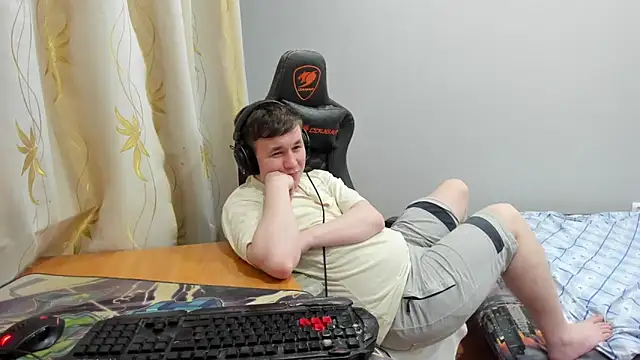 Вебкам-шоу iliaskrislove