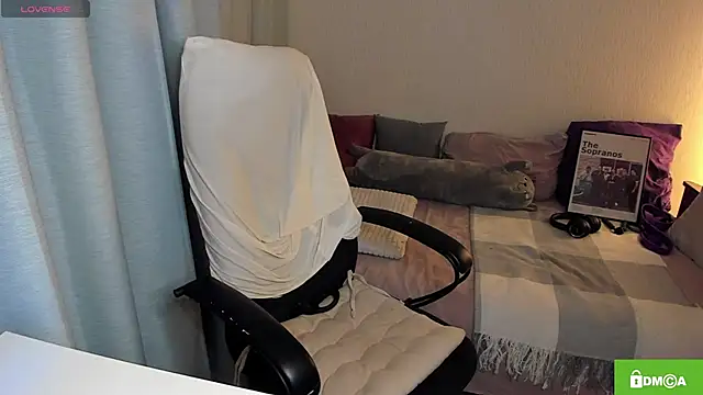 handsome_guy01 élő XXX-chatje