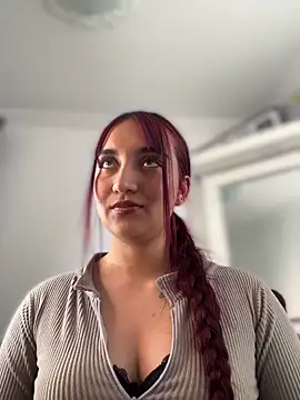 _Tammyy Adlı Modelin Canlı XXX Sohbeti