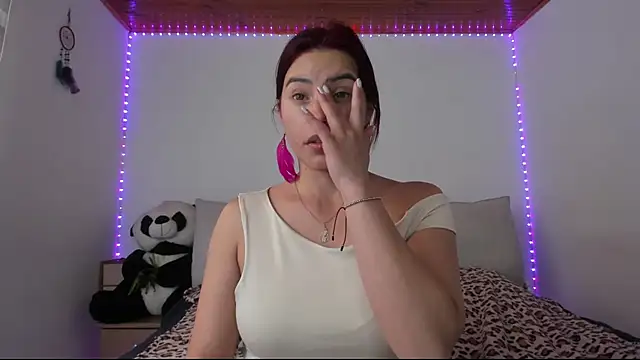 Arenne_rouse's Live XXX Chat