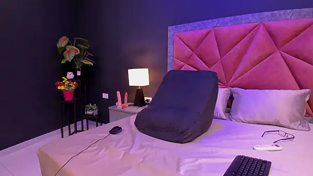 mia_milff – Naživo XXX chat