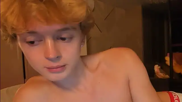 Chat XXX en directo de angelAndyy