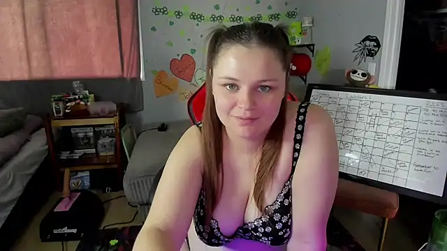 Онлайн чат XXX DelilaFields2
