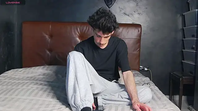 DanielCrush1's Live XXX Chat